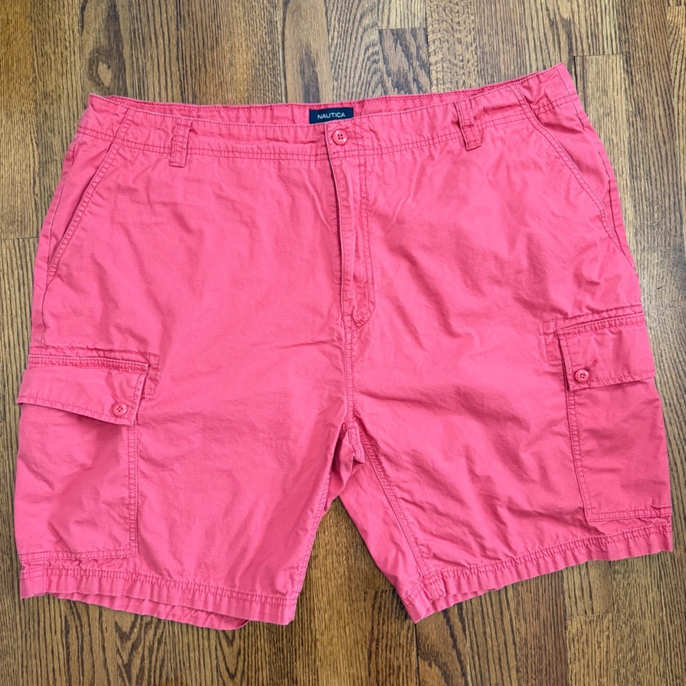 Nautica Men's Cargo Salmon Pink 9 inch Inseam Shorts Size 44